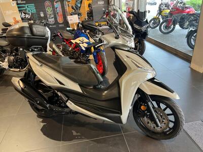 Kymco Agility 300i R16 ABS (2020) usata