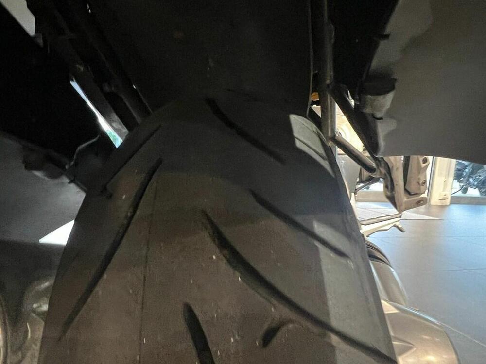 Kymco Agility 300i R16 ABS (2020) (13)