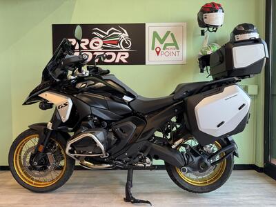 Bmw R 1300 GS Triple Black (2023 - 25) usata