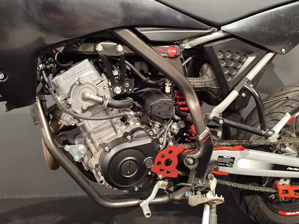 Fantic Motor XMF 125 Motard Performance 4T (2023 - 24) (12)