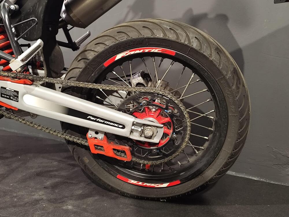 Fantic Motor XMF 125 Motard Performance 4T (2023 - 24) (13)