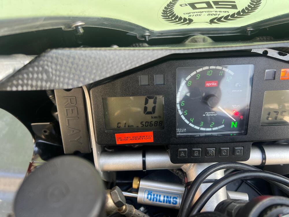 Aprilia RSV 1000 R (2000 -  01) (9)