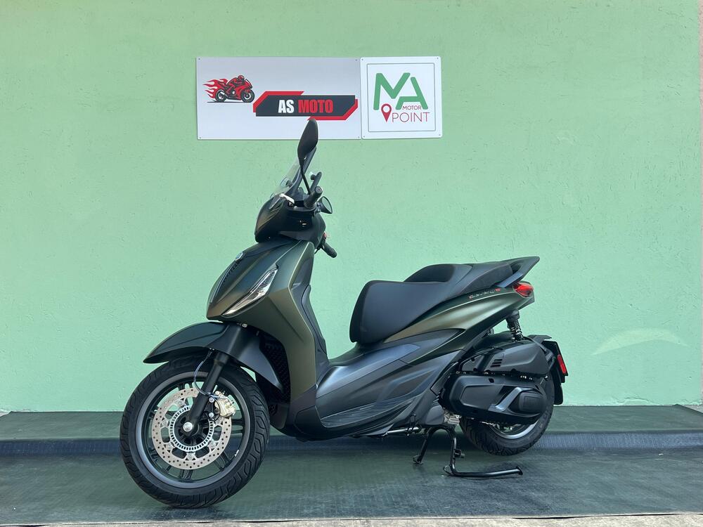 Piaggio Beverly 400 S (2025 - 26) (2)