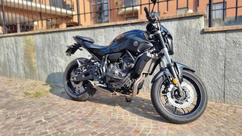 Yamaha MT-07 (2017 - 18) (9)
