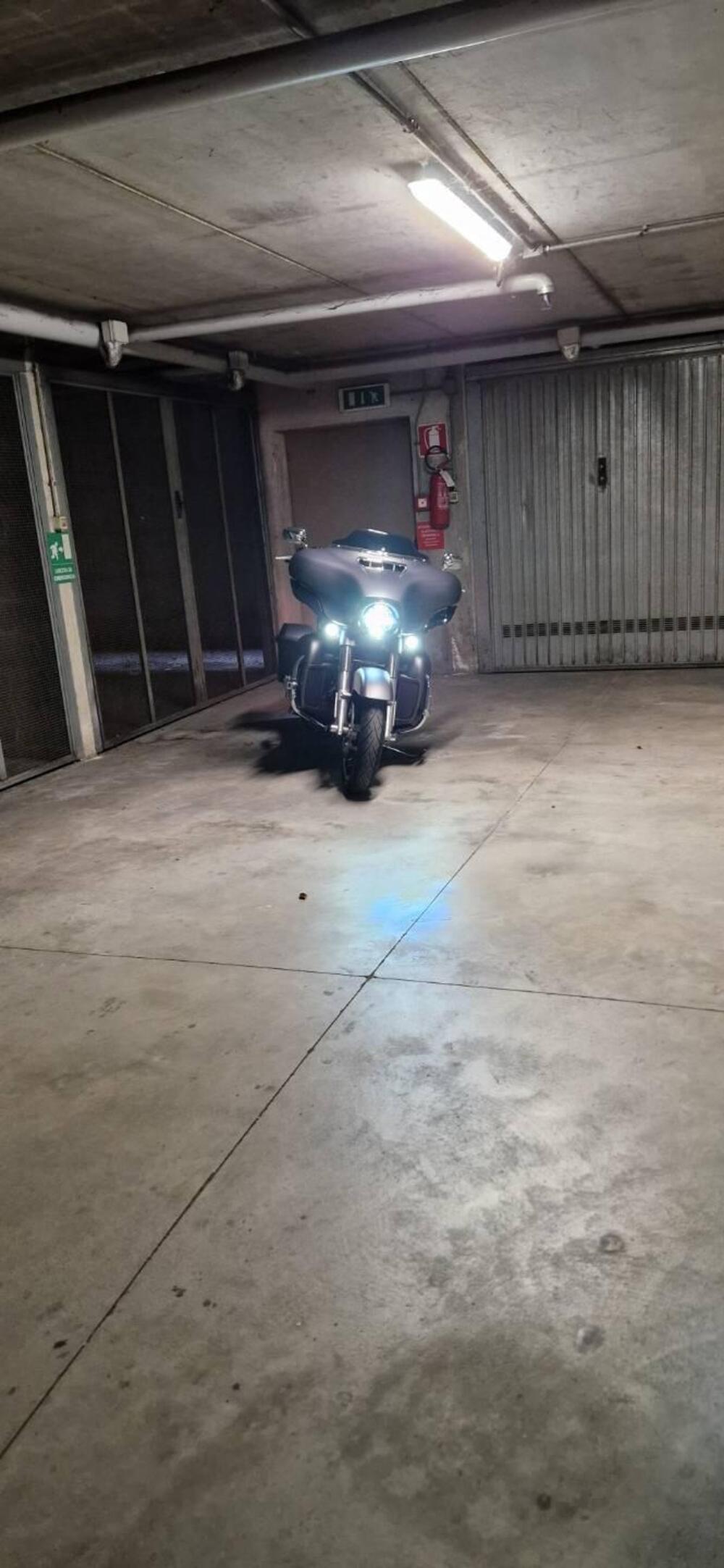 Harley-Davidson 1690 Street Glide Special (2014 - 16) - FLHX (6)