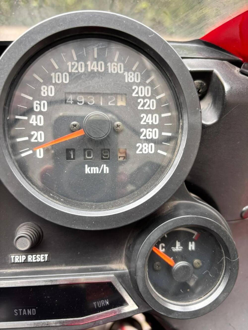 Kawasaki GPZ 1000 RX (5)