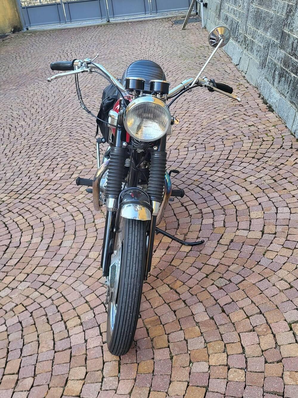 Triumph BONNEVILLE T120R (6)