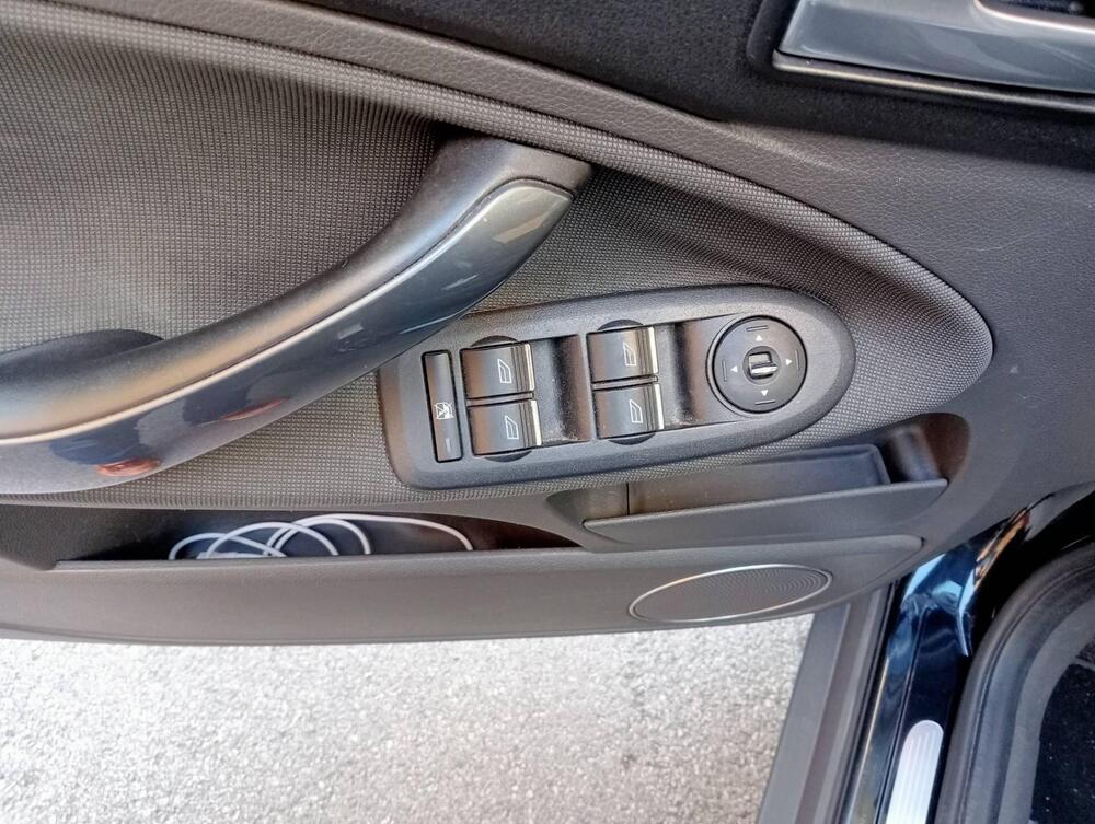 Ford Kuga usata a Sondrio (12)