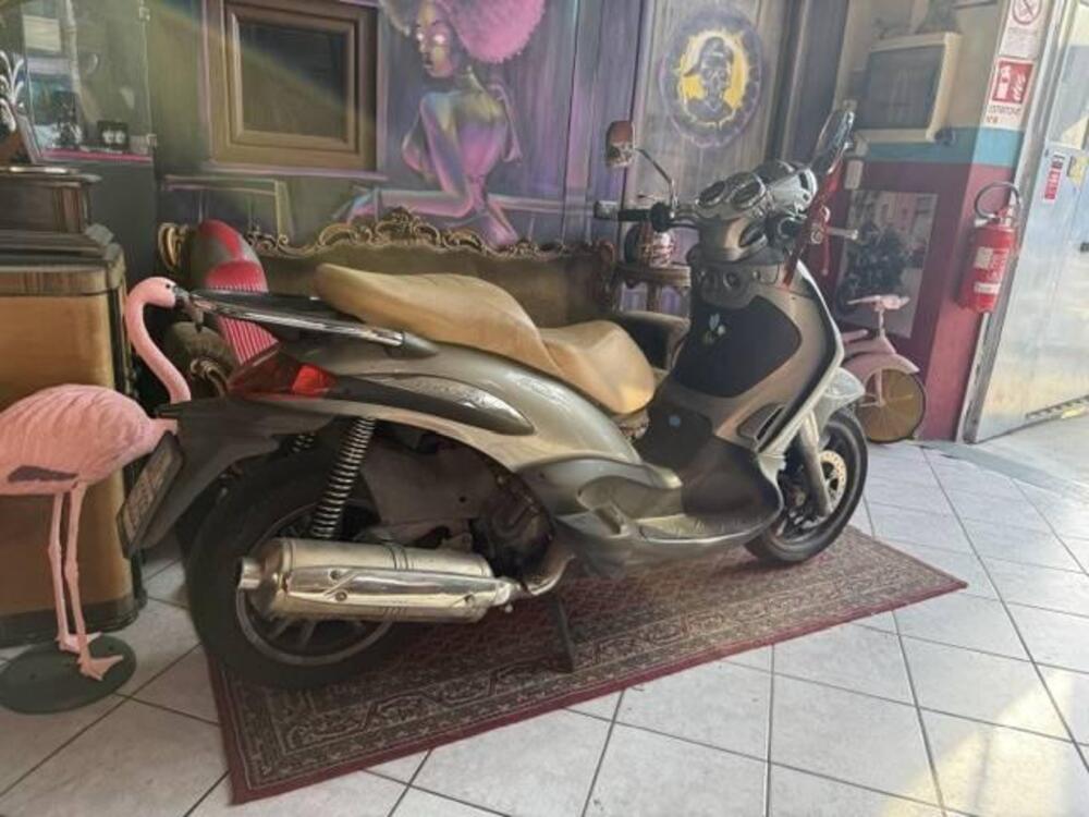 Piaggio Beverly Cruiser 500 (6)