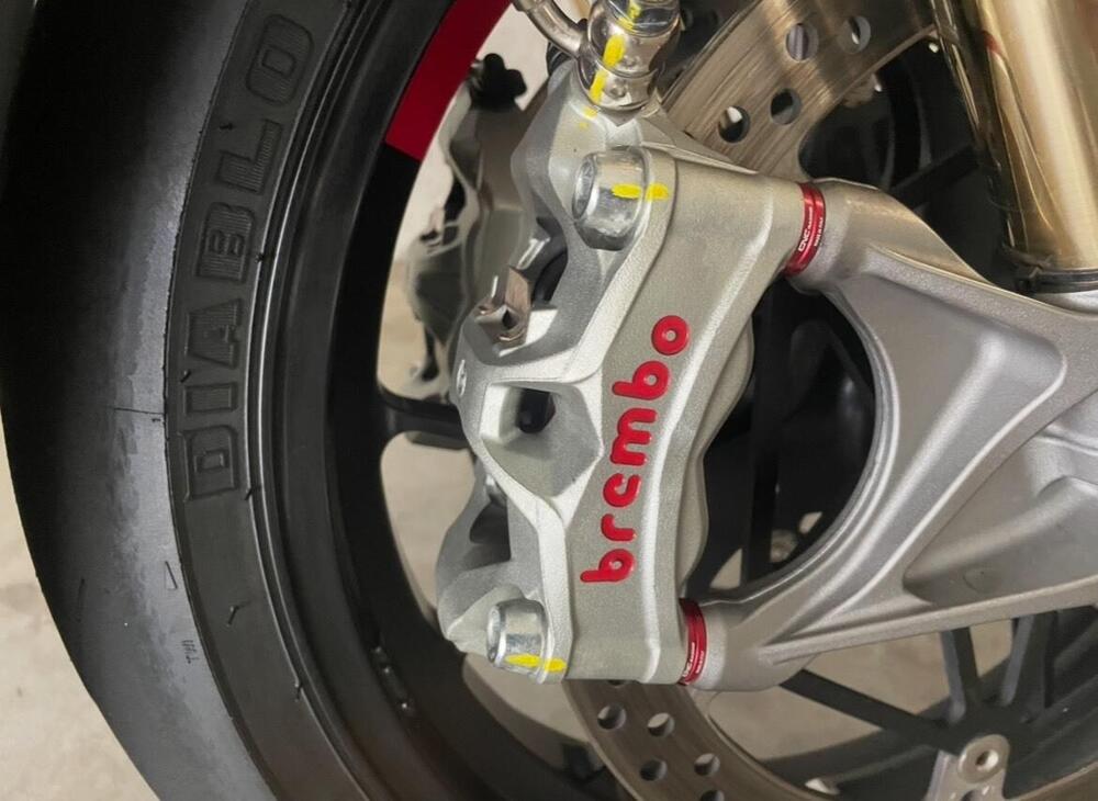 Ducati Streetfighter V4 S (2023 - 24) (10)