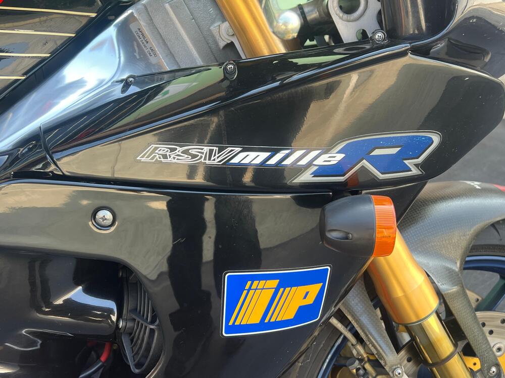 Aprilia RSV 1000 R (2000 -  01) (7)