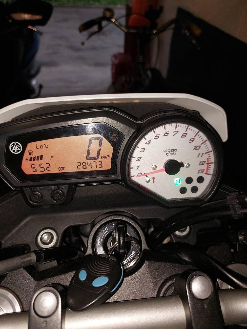 Yamaha FZ8 (2010 - 12) (6)