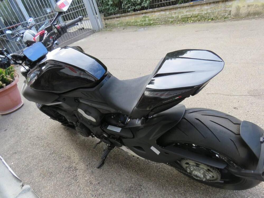Ducati Diavel V4 (2023 - 26) (9)