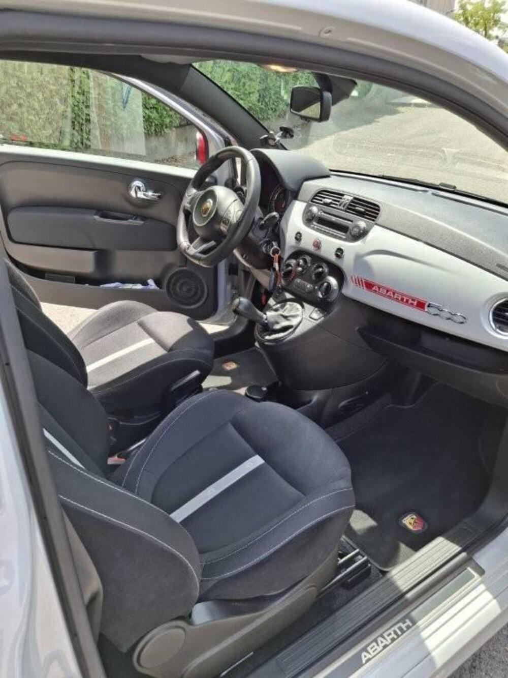 Abarth 500 Cabrio usata a Milano (7)