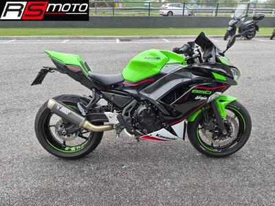 Kawasaki Ninja 650 (2021 - 24) usata