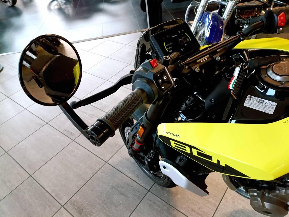 Husqvarna Svartpilen 801 L (2025 - 26) (8)