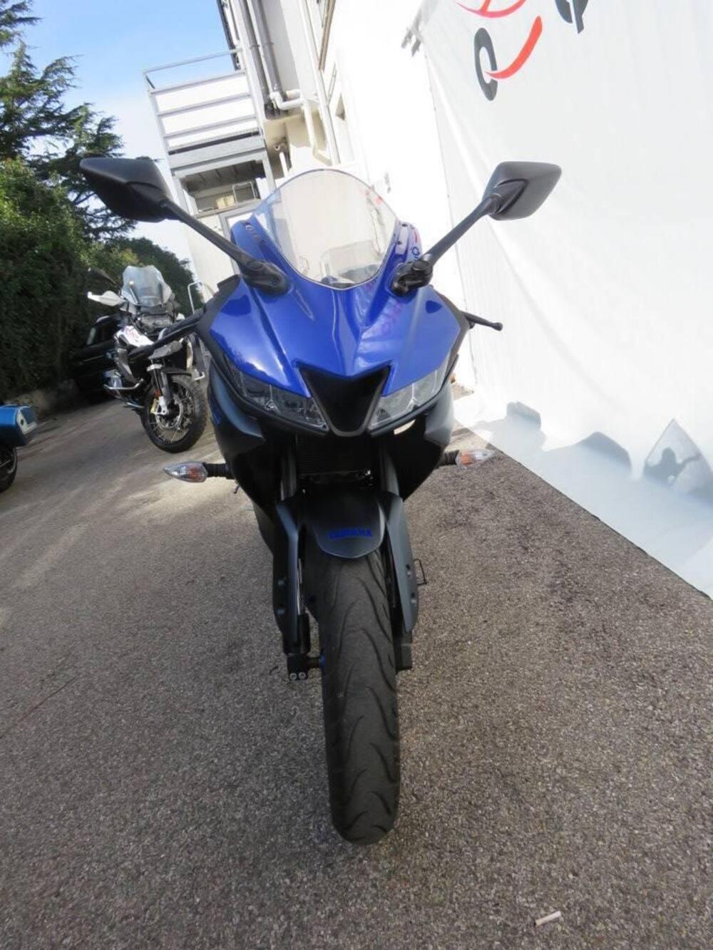 Yamaha YZF R125 (2021 - 22) (8)