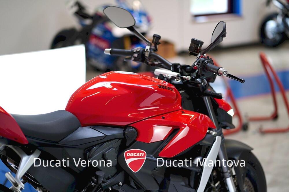 Ducati Streetfighter V2 (2022 - 24) (11)