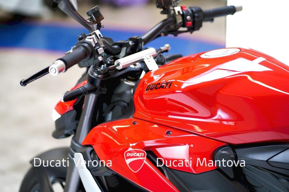 Ducati Streetfighter V2 (2022 - 24) (18)