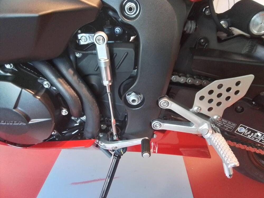 Honda CBR 600 RR (2024 - 26) (11)