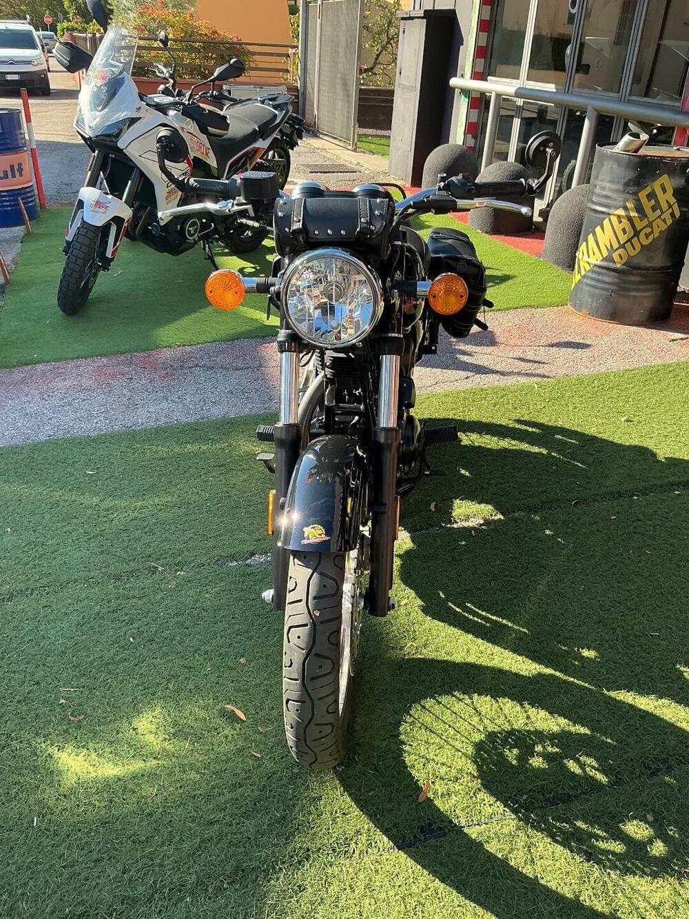 Benelli Imperiale 400 (2021 - 25) (3)