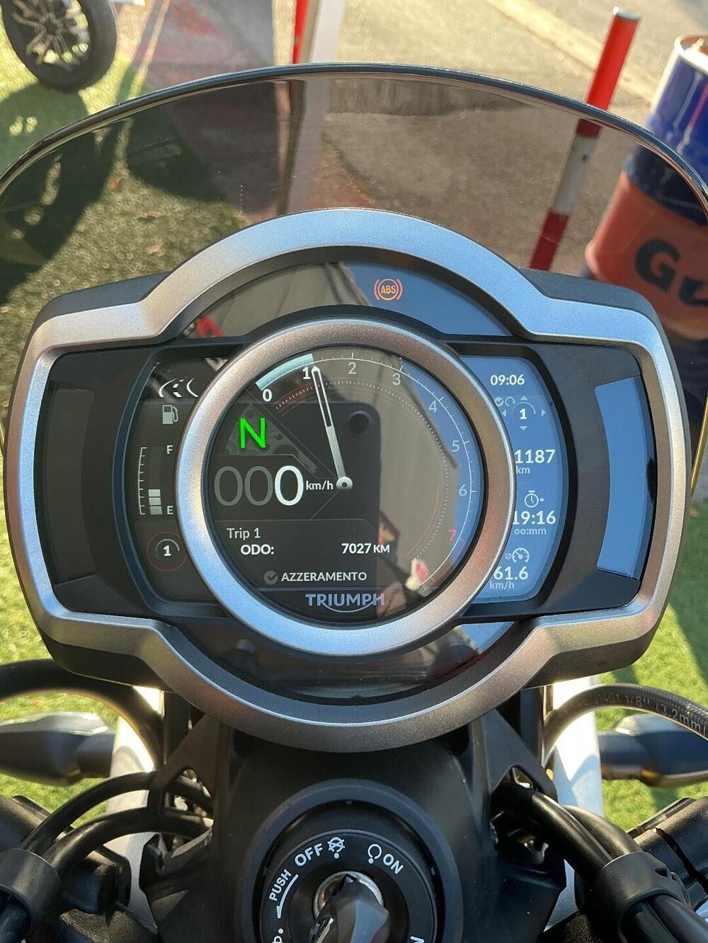 Triumph Scrambler 1200 XE (2024 - 25) (18)