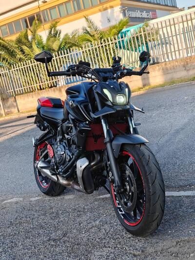 Yamaha MT-07 (2021 - 24) usata