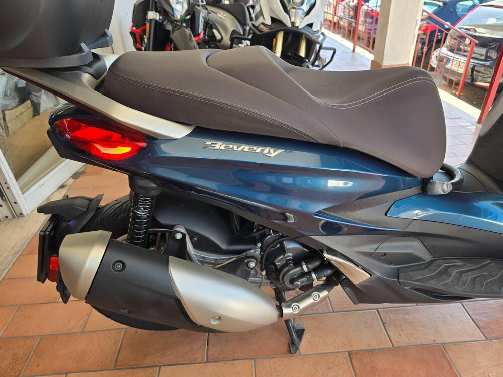 Piaggio Beverly 300 Hpe (2021) (5)