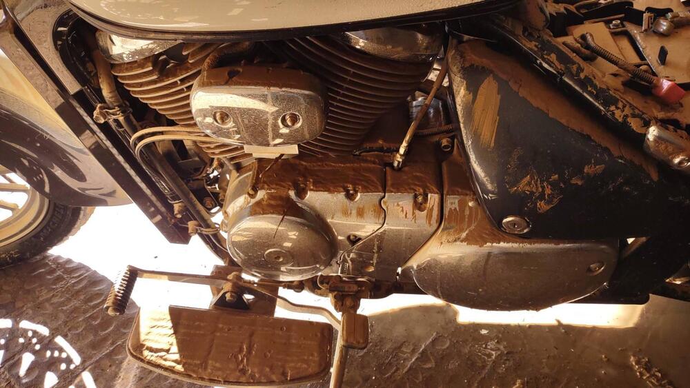 Suzuki Intruder 800 C (2009 - 14) (5)