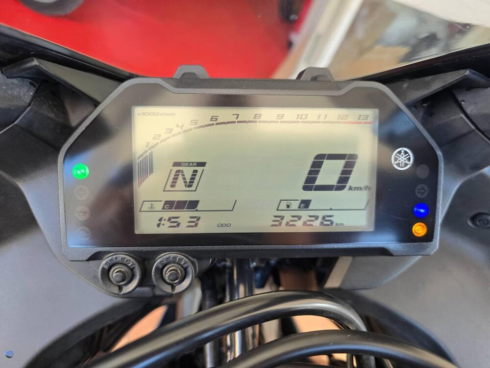 Yamaha YZF R3 (2021 - 24) (9)
