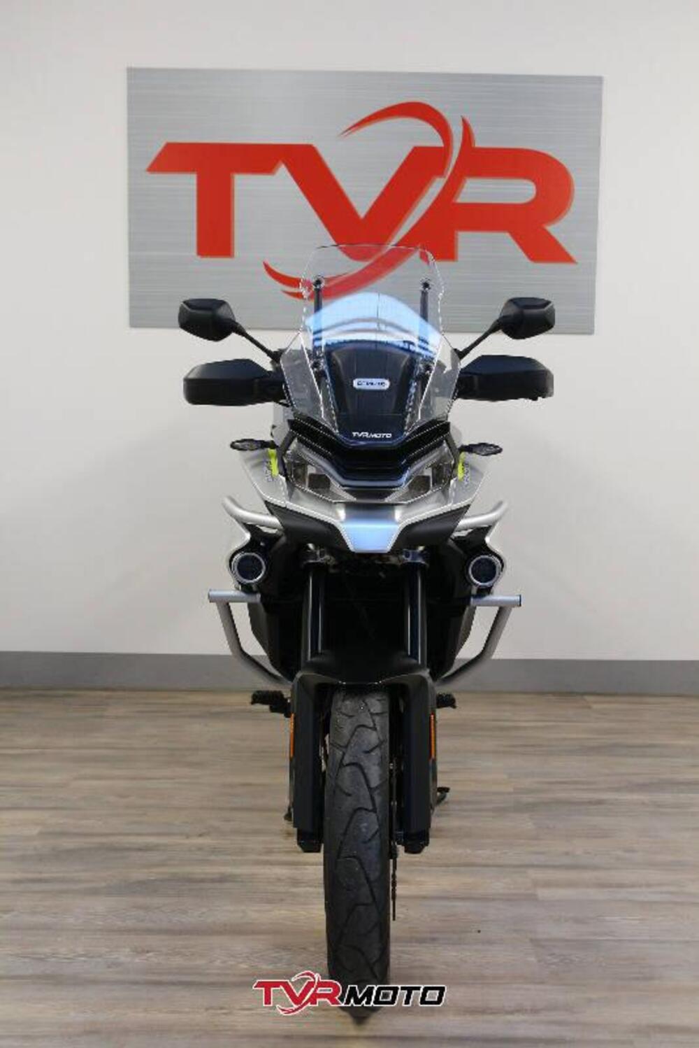 CFMOTO 800MT Touring (2022 - 26) (4)