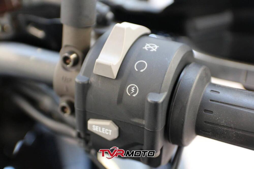 Kawasaki Versys 1000 SE Tourer (2022 - 24) (18)