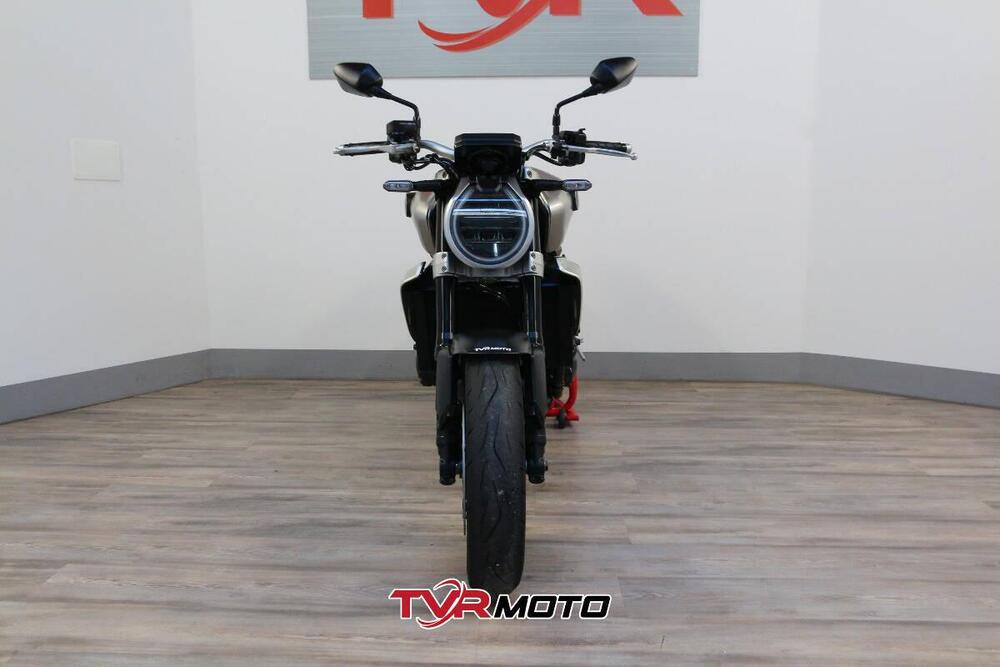 Honda CB 1000 R (2021 - 25) (3)
