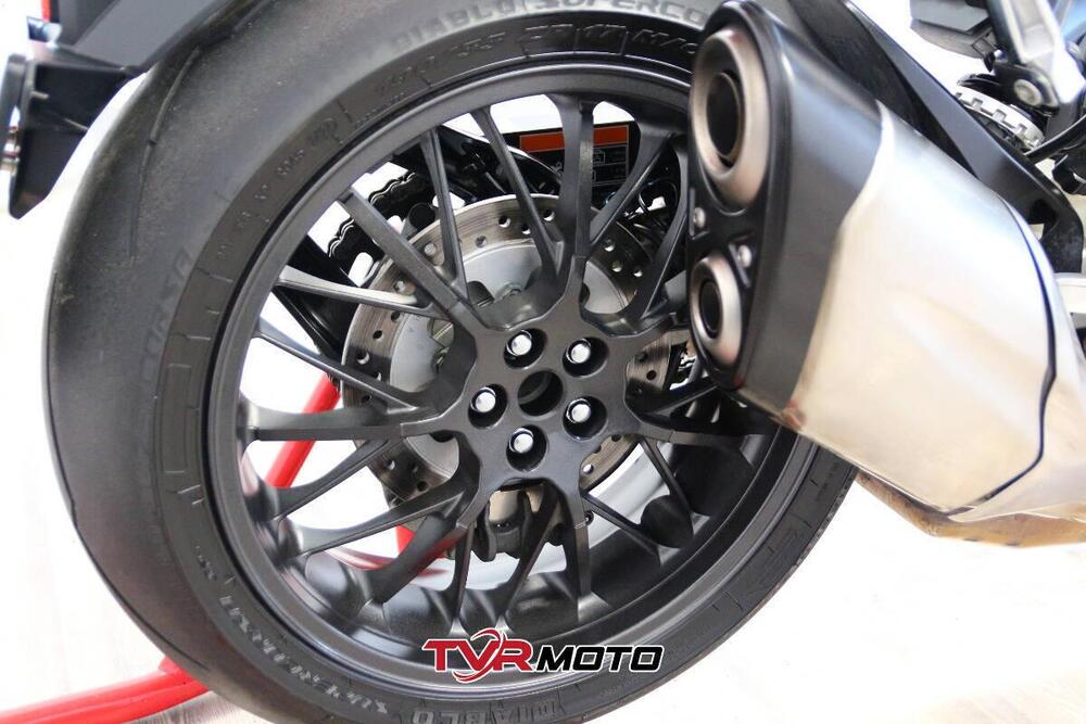 Honda CB 1000 R (2021 - 25) (16)