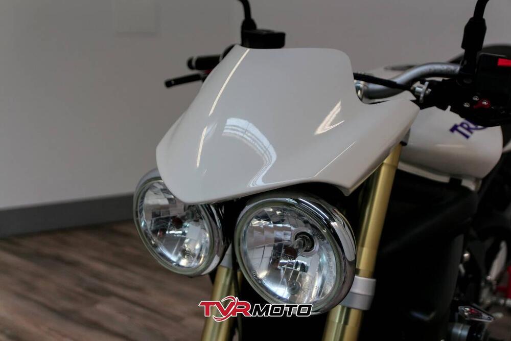 Triumph Street Triple (2007 - 12) (11)