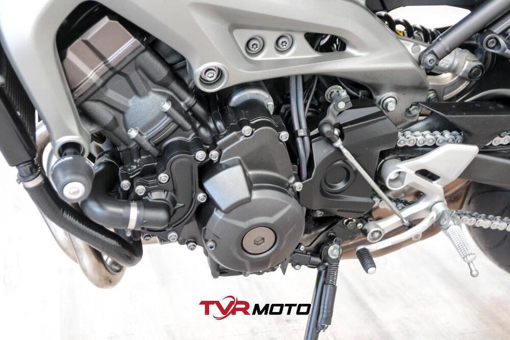 Yamaha MT-09 (2013 - 15) (7)