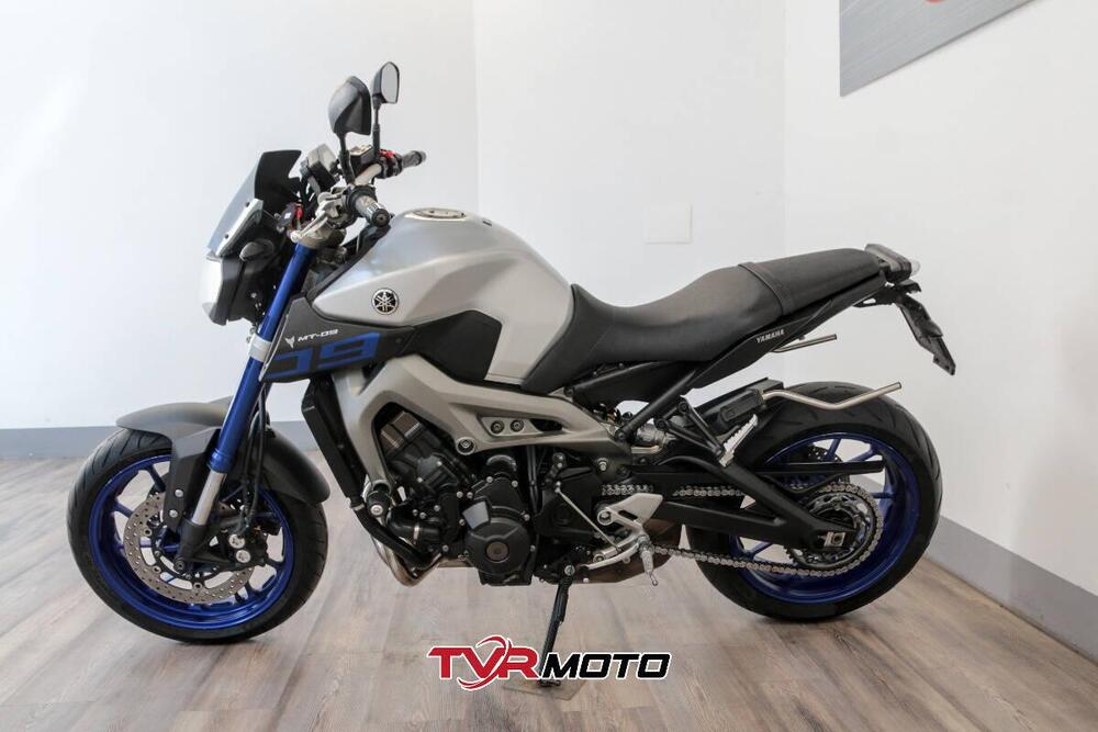 Yamaha MT-09 (2013 - 15) (5)