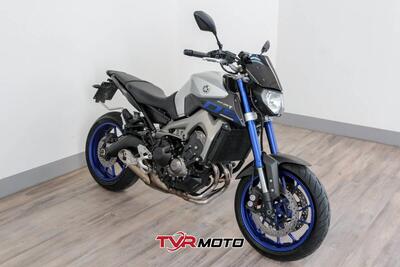 Yamaha MT-09 (2013 - 15) usata