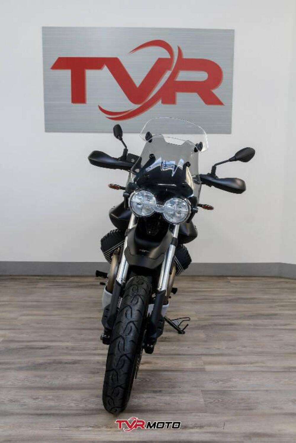 Moto Guzzi V85 TT (2024 - 26) (4)