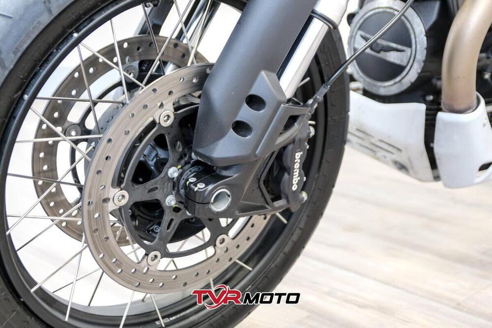 Moto Guzzi V85 TT (2024 - 26) (7)