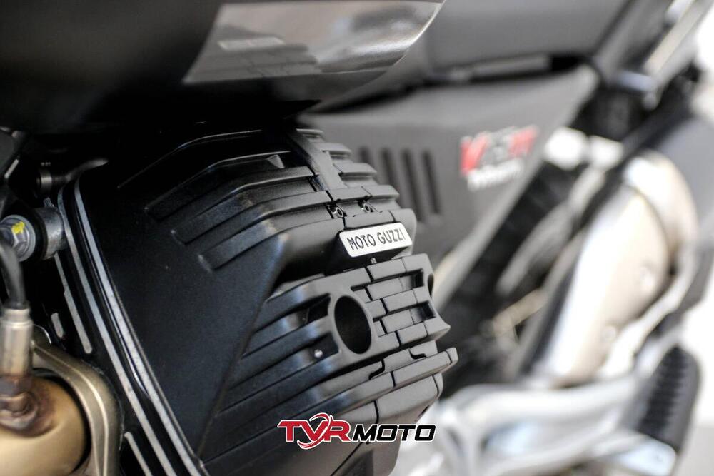 Moto Guzzi V85 TT (2024 - 26) (8)