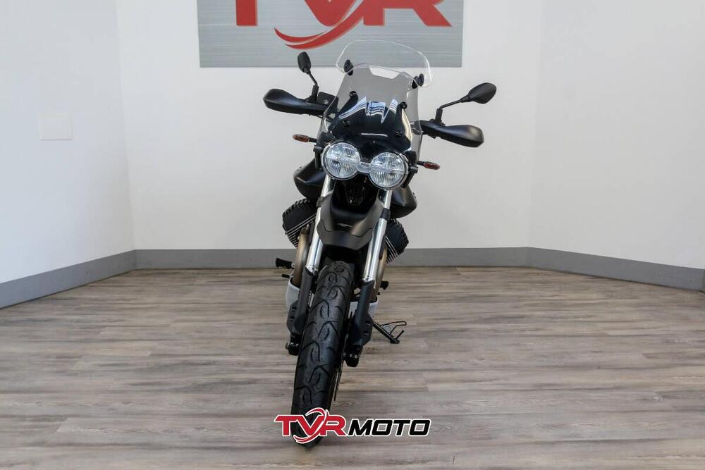 Moto Guzzi V85 TT (2024 - 26) (3)