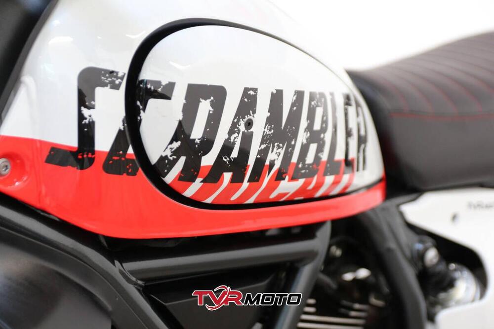 Ducati Scrambler 800 Urban Motard (2022) (7)