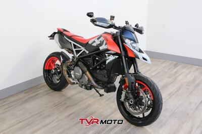 Ducati Hypermotard 950 RVE (2022 - 25) usata