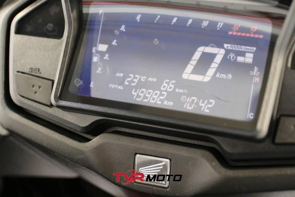 Honda Crossrunner ABS (2015 - 16) (16)