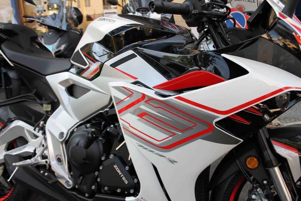 Zontes ZT703-RR (2025 - 26) (9)