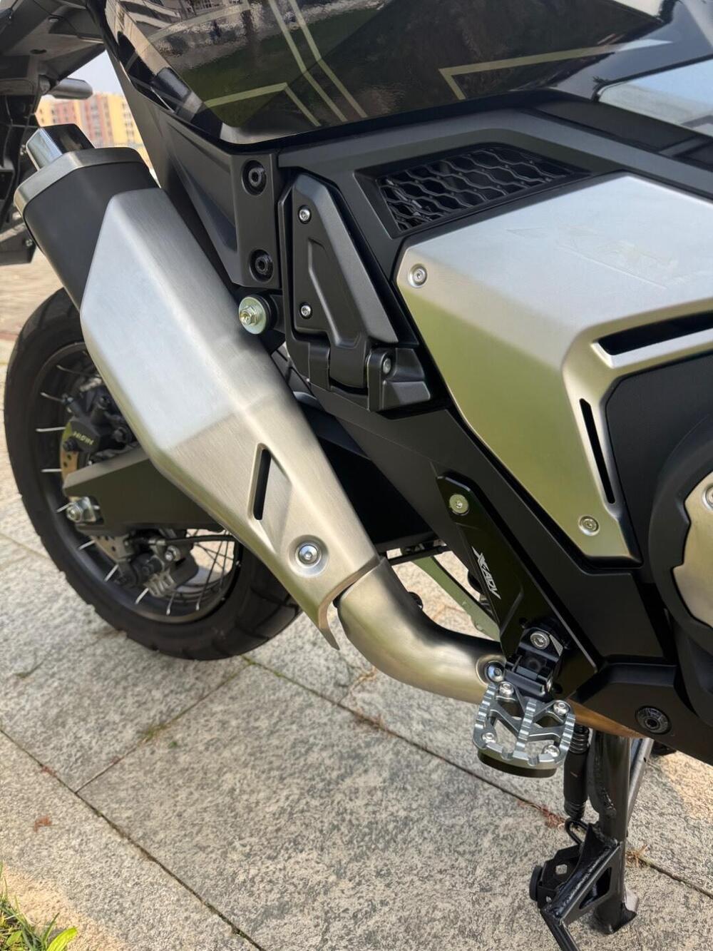 Honda X-ADV 750 Gravel (2025) (18)