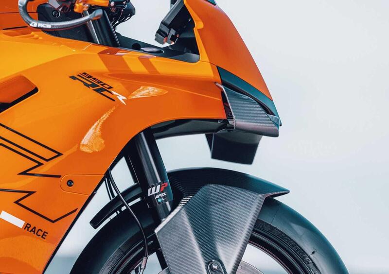 KTM 990 RC R 990 RC R (2026) (16)