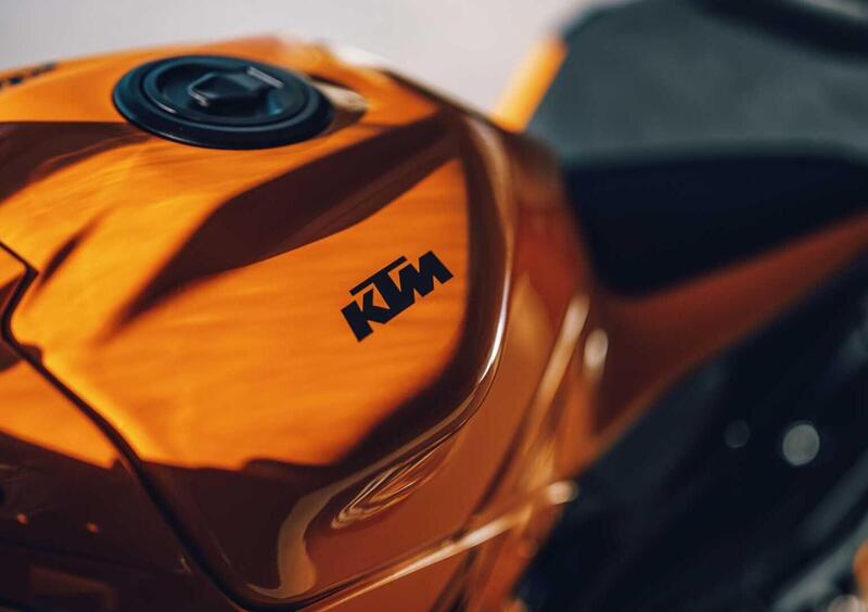 KTM 990 RC R 990 RC R (2026) (18)