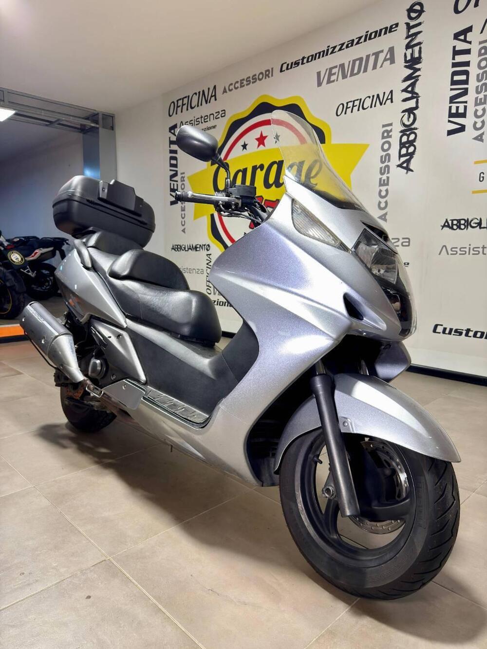 Honda Silver Wing 400 (2006 - 09) (2)